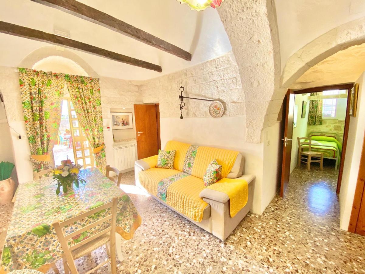 Trulli Fenice มาร์ตินาฟรังกา ภายนอก รูปภาพ
