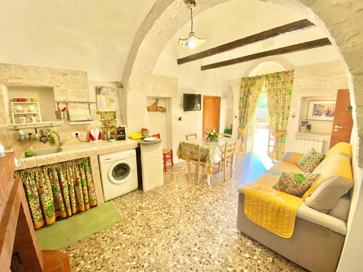 Trulli Fenice มาร์ตินาฟรังกา ภายนอก รูปภาพ